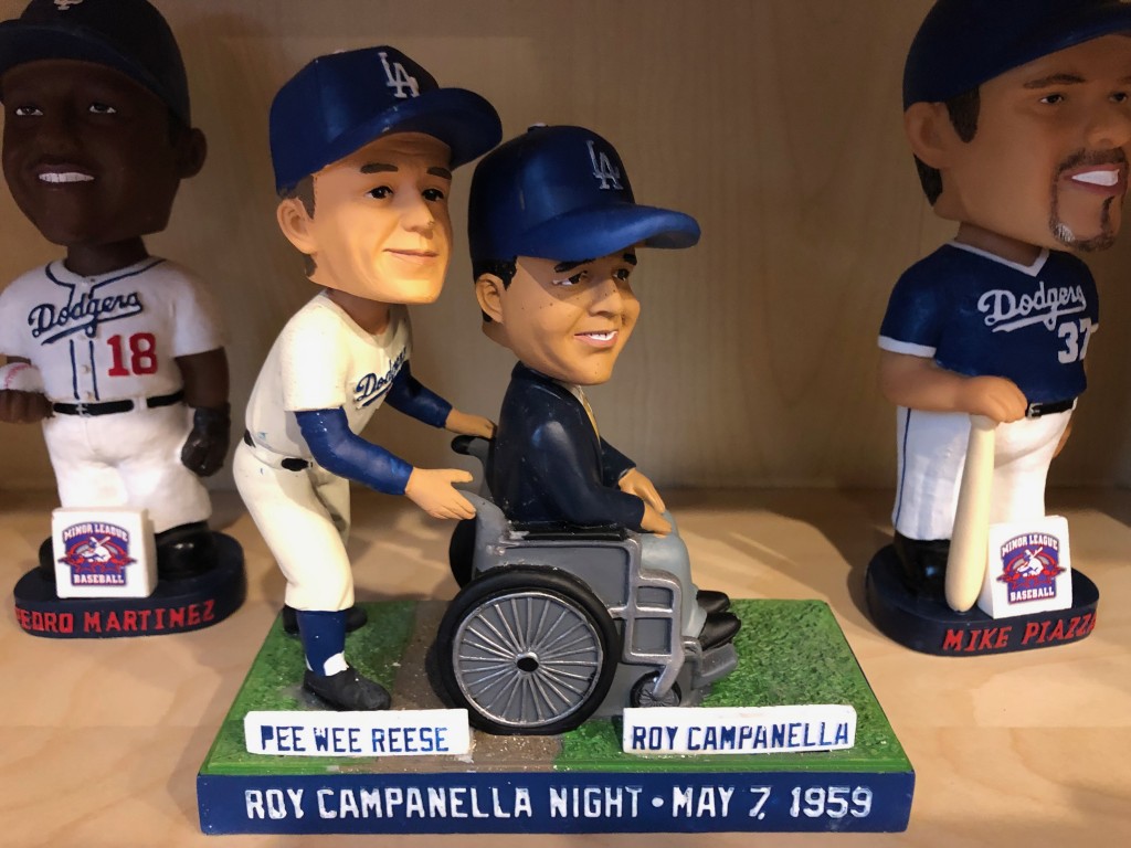 Bobblehead Buddies (D. Hoekstra photo)